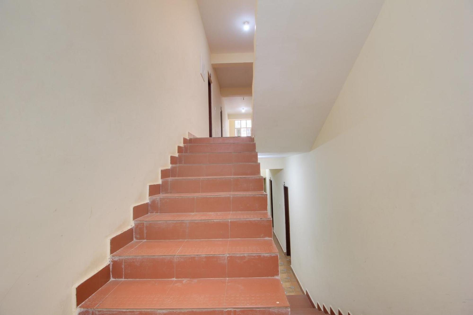 Collection O Romeos Place Baga Beach Hotel Calangute Ngoại thất bức ảnh